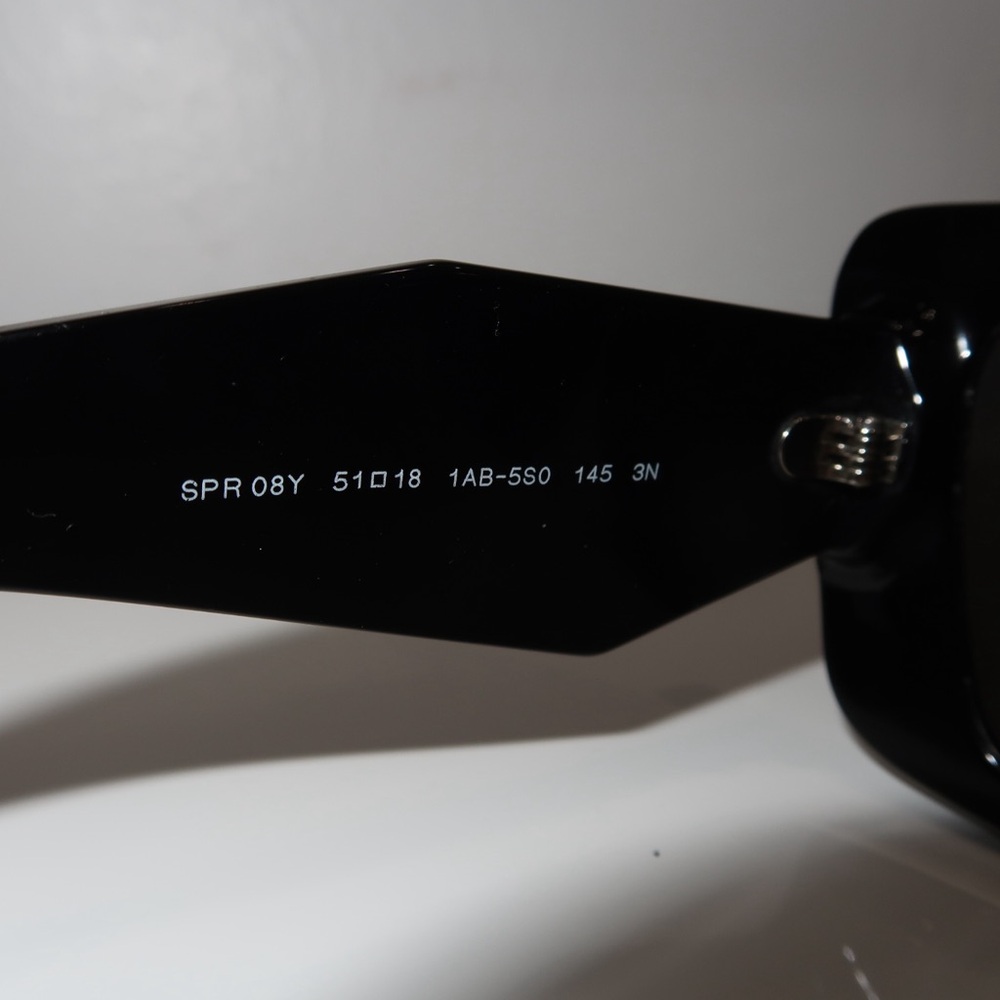Prada Symbole sunglasses - Picture 10 of 13